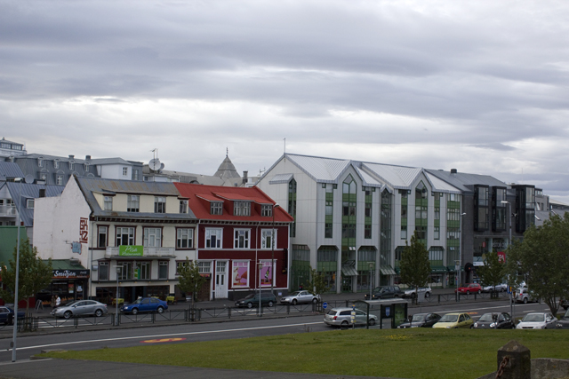 2011-06-26_22-56-26 island.jpg - Reykjavik - Laekjargata